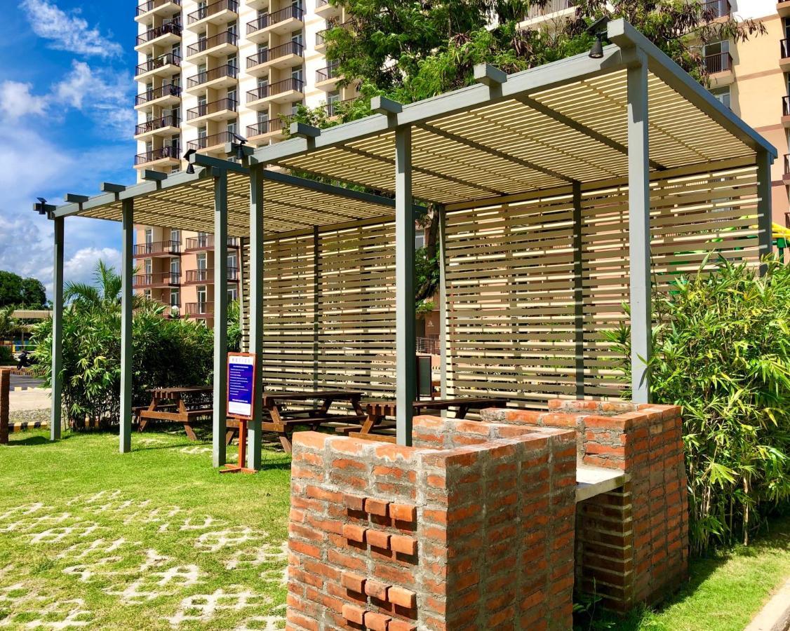 Condo W/ Balcony Near Mactan International Airport Мактан Екстериор снимка