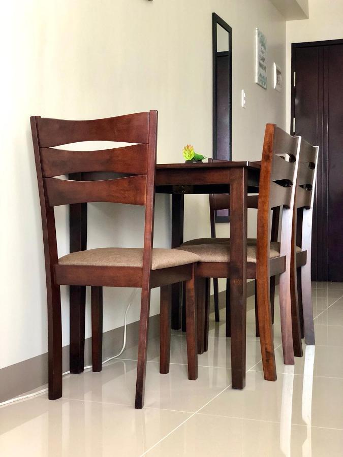 Condo W/ Balcony Near Mactan International Airport Мактан Екстериор снимка