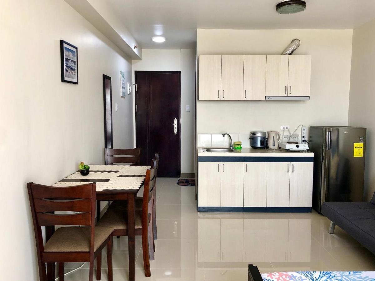 Condo W/ Balcony Near Mactan International Airport Мактан Екстериор снимка